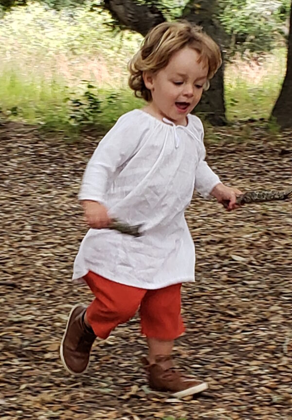 kids chemise shirt in motion