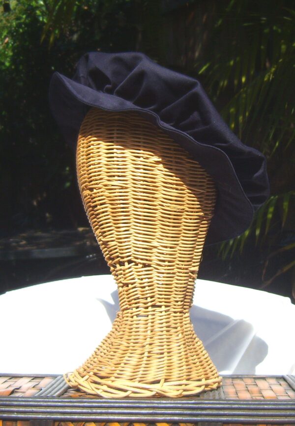 lovely dark navy Italian Bonnet